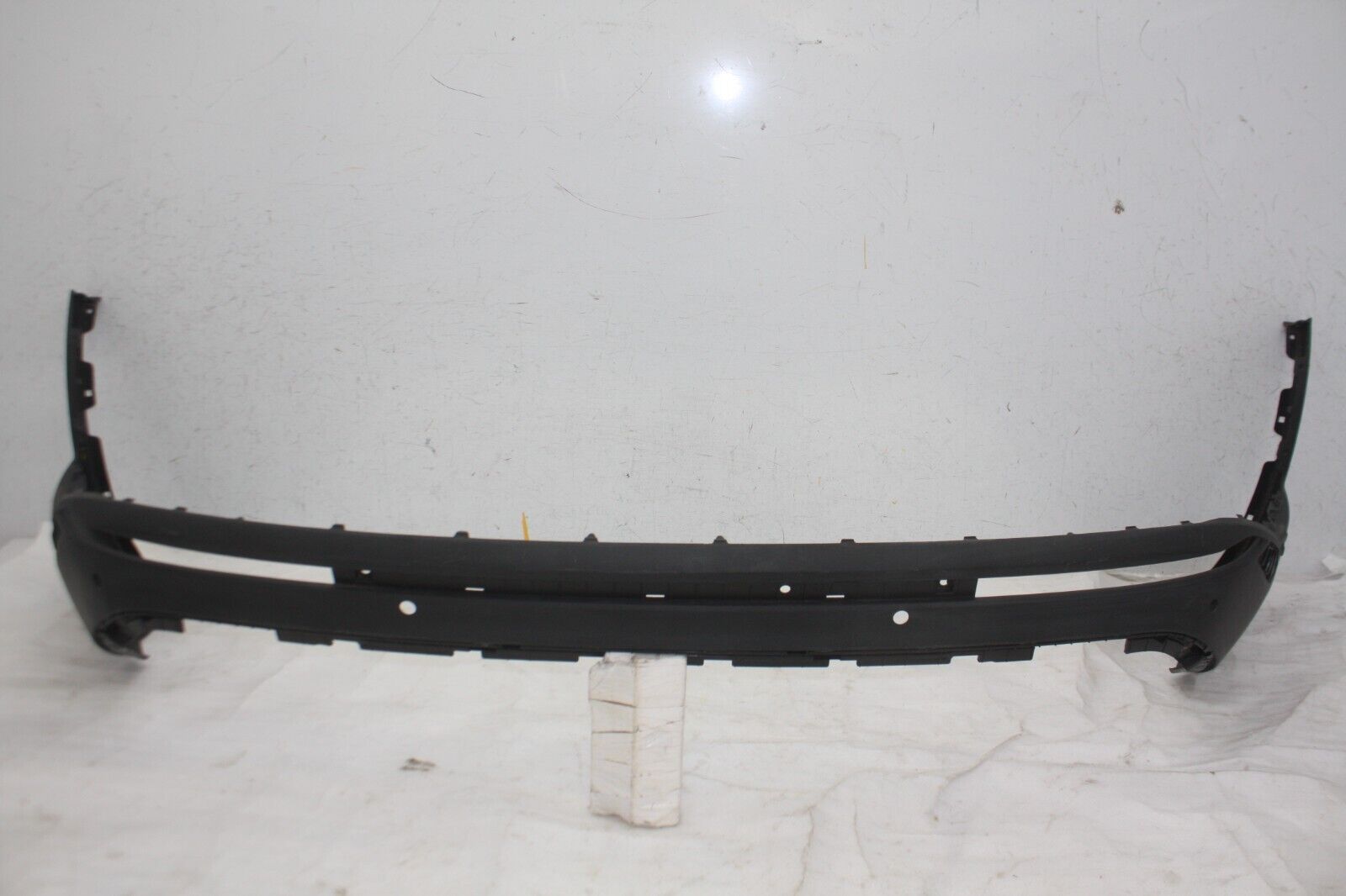 Hyundai Santa FE Limited SE Rear Bumper Lower Section 86612-S1500 *DAMAGED*