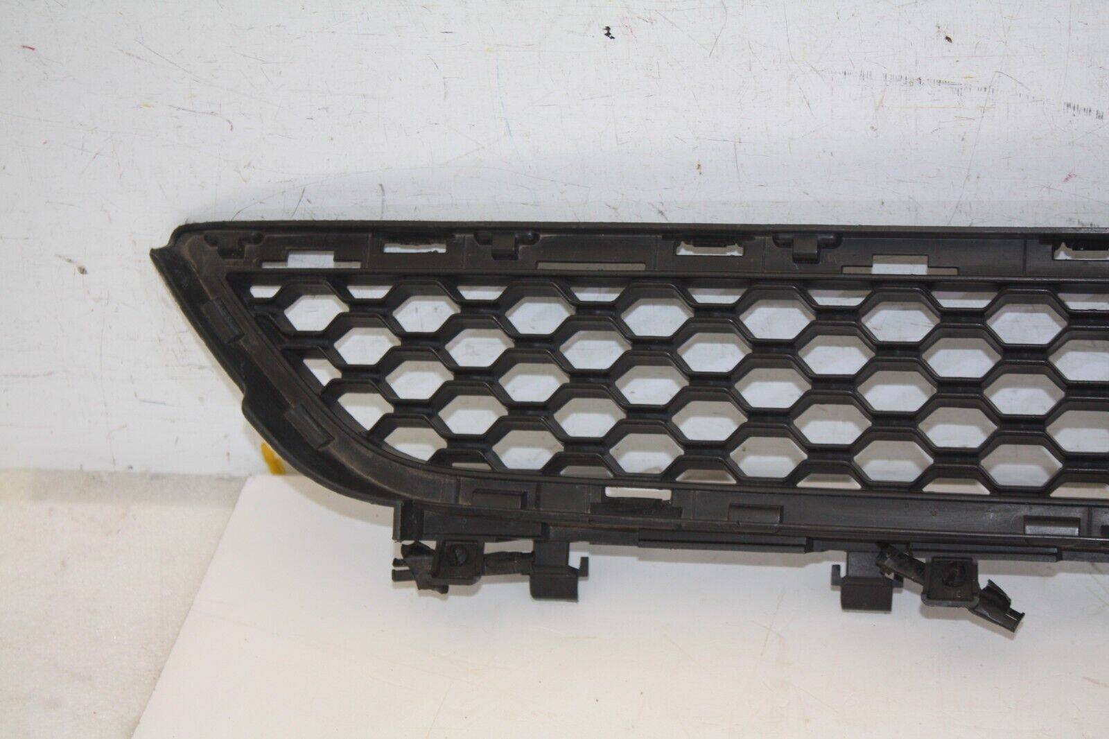 Jaguar-F-Pace-Front-Bumper-Lower-Grill-HK8M-17H750-A-Genuine-176240035297-4