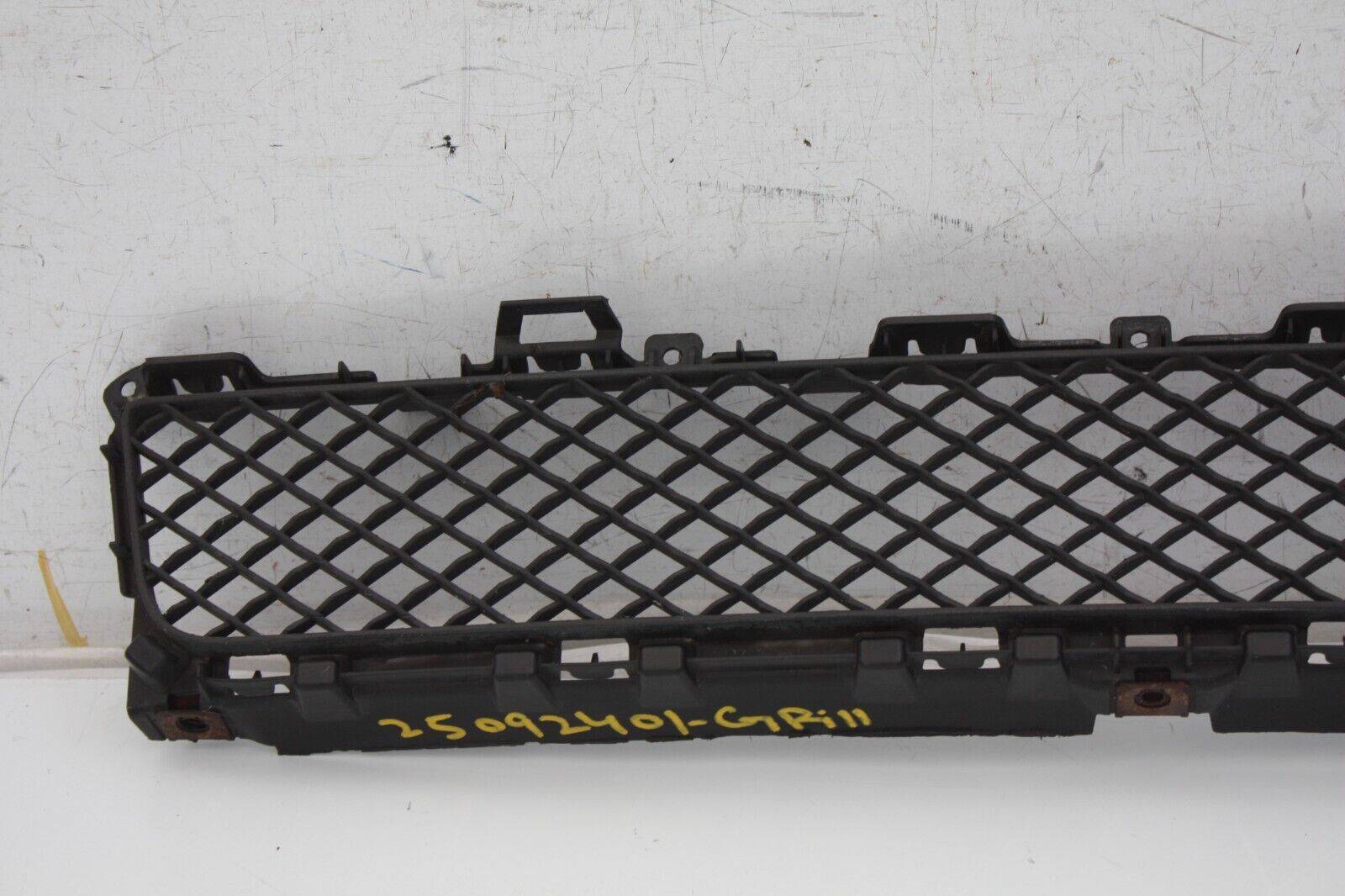 Jaguar-XF-X250-Front-Bumper-Grill-2008-TO-2011-8X23-17K945-Genuine-176596571707-3