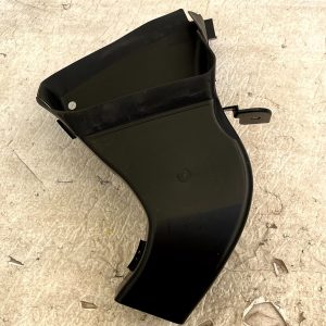 LR Defender L663 Front Right Air Filter Guide Duct 2020 ON L8B2-2D208-A Genuine - Image 6