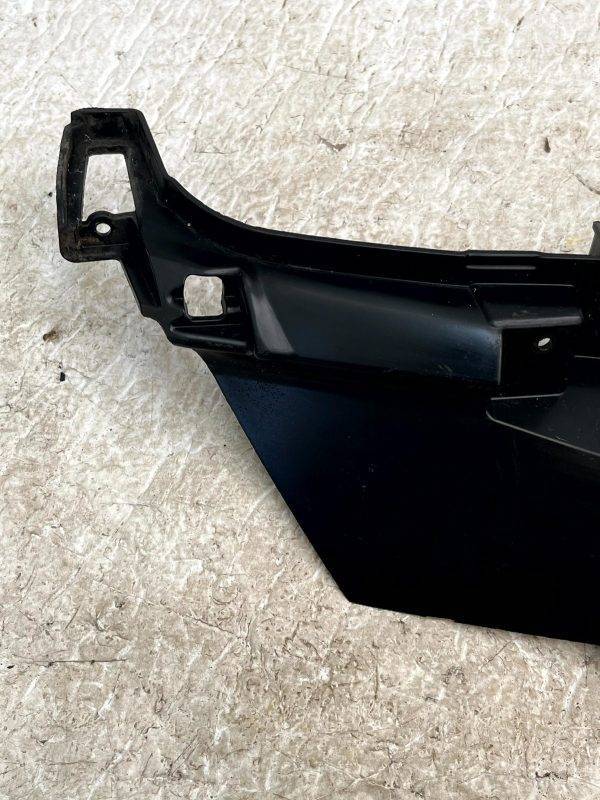 LR Discovery 5 Rear Bumper Right Mount Bracket 2017 ON MY42 39686 A Genuine 178560614207 2