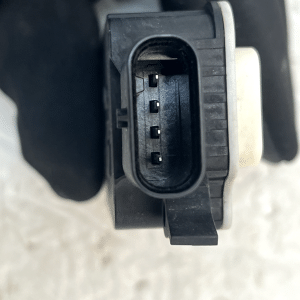 LR Range Rover Evoque L551 Shutter Grille Actuator Motor 5877R1007A Genuine - Image 5
