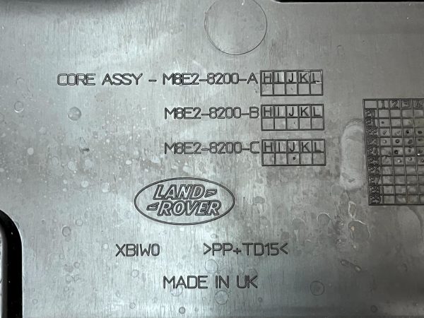 LR Range Rover SV L460 Radiator grill M8E28200A Genuine 2022 on 178503145117 14