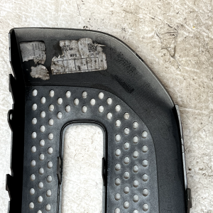 Land Rover Defender Front Bumper Right Fog Light Grille 2020 ON L8B2-15B216-A - Image 9