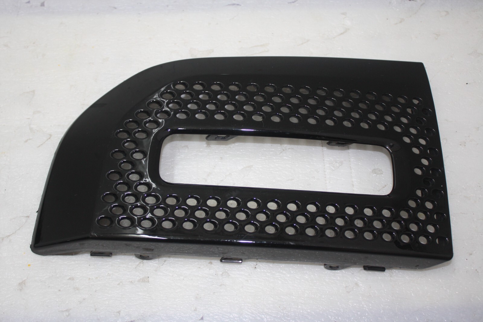 Land Rover Defender L663 Front Bumper Left Fog Light Grill 20 ON L8B2-15B217-A