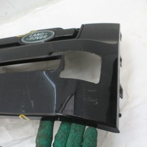 Land Rover Defender L663 Front Middle Section 2020 ON L8B2-17820-A *DAMAGED* - Image 10