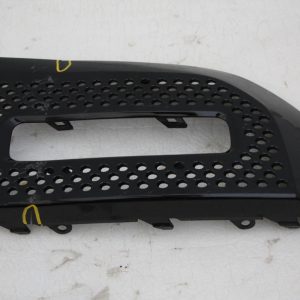 Land Rover Defender L663 Front Right Fog Light Grill 20 ON J8A2-21064-B *DAMAGED - Image 7