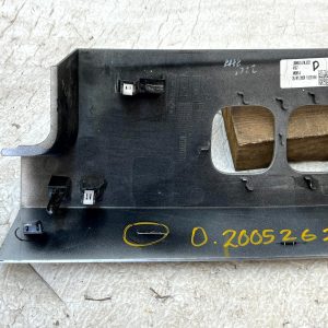 Land Rover Defender L663 Left Tail Light Outer Cover 20 ON L8B228661ACW Genuine - Image 8