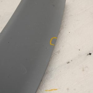 Land Rover Defender Rear Wheel Arch Genuine *DAMAGED* - Image 5