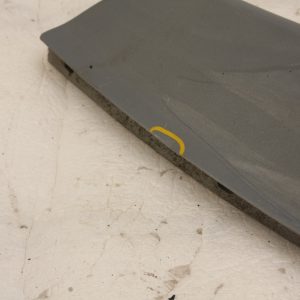 Land Rover Defender Rear Wheel Arch Genuine *DAMAGED* - Image 7