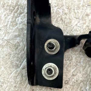 Land Rover Discovery L462 Rear Right Tailgate Hinge 17 ON HY32-42900-AC Genuine - Image 6