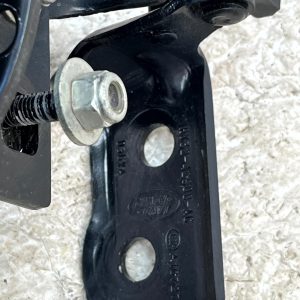 Land Rover Discovery L462 Rear Right Tailgate Hinge 17 ON HY32-42900-AC Genuine - Image 9