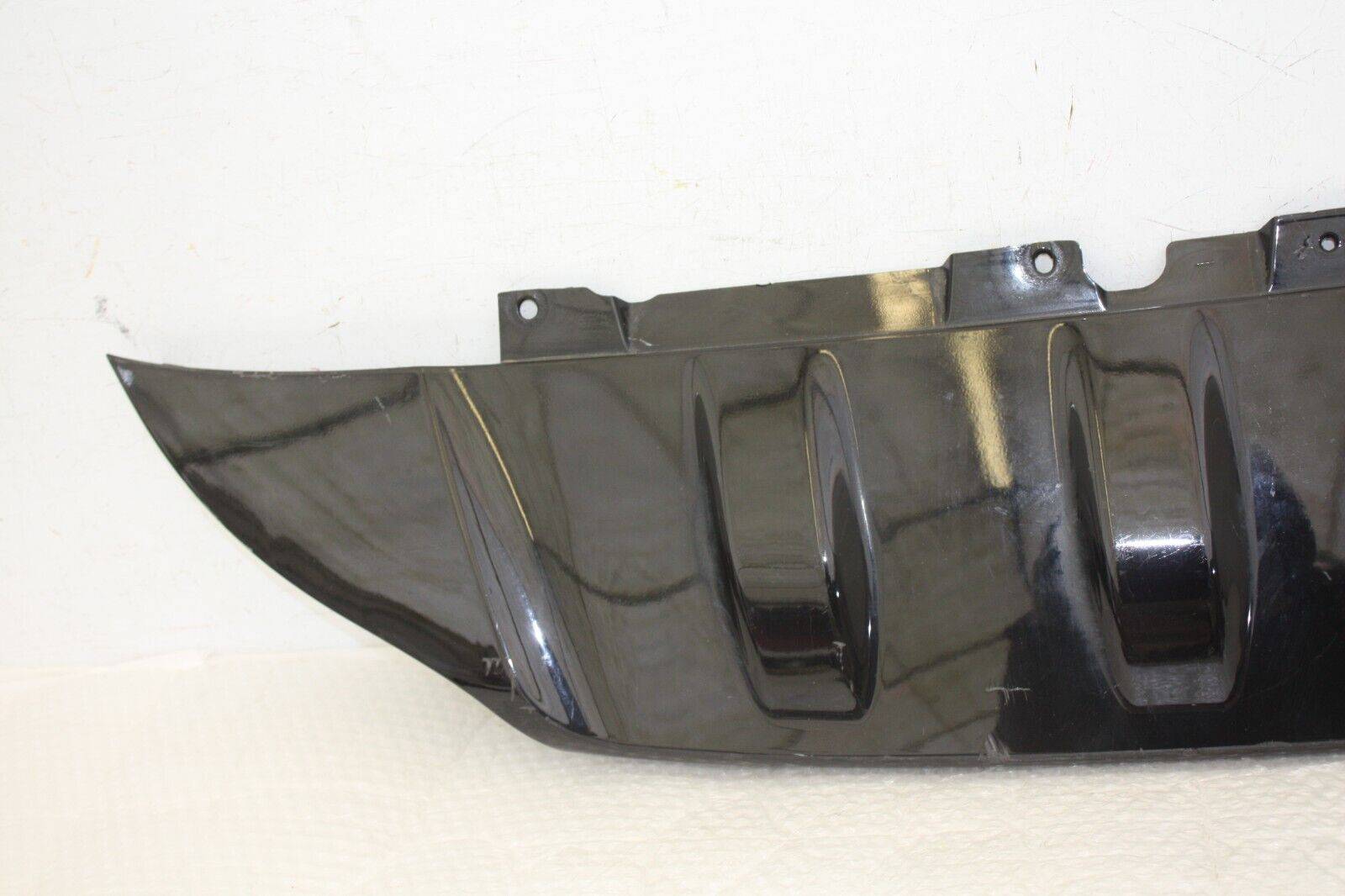 Land-Rover-Discovery-Sport-L550-Front-Bumper-Lower-Section-19-ON-LK72-17F011-CBW-176353338297-4