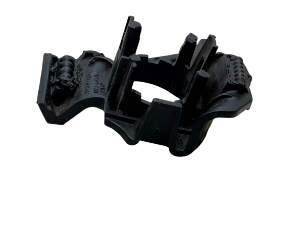 Land Rover PDC Parking Distance Sensor Holder Bracket M8E2-15K605-A Genuine 2 Land Rover PDC Parking Distance Sensor Holder Bracket M8E2 15K605 A Genuine 178505597297 3