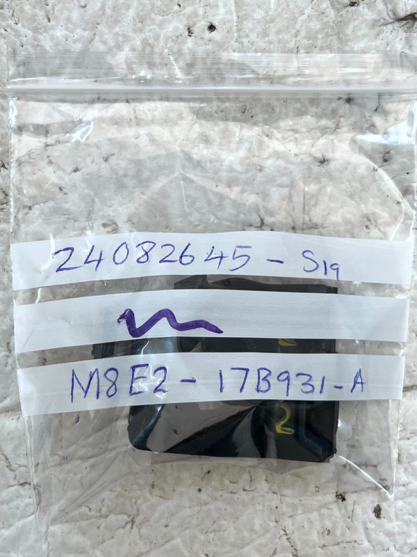 Land Rover PDC Parking Distance Sensor Holder Bracket M8E2 17B931 A Genuine 178505634087 7