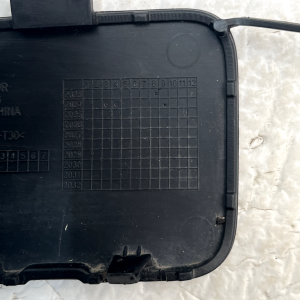 MG ZS Rear Bumper Tow Hook Cap Cover 2024 ON P11409926 Genuine - Image 9