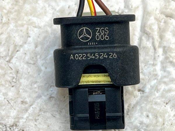 Mercedes C Class W205 PDC Parking Sensor Loom Plug Connector A0225452426 Genuine 178319901937 8