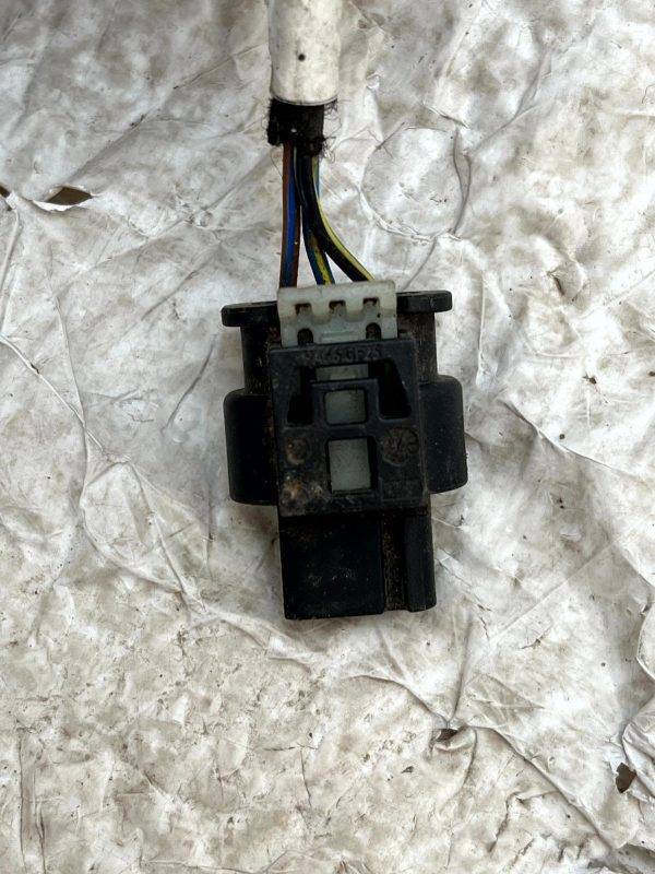 Mercedes C Class W205 PDC Sensor Plug Connector 2014 TO 2018 A0225452426 Genuine 178432072017 4