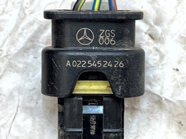 Mercedes C Class W205 PDC Sensor Plug Connector 2014 TO 2018 A0225452426 Genuine 178432072017 8