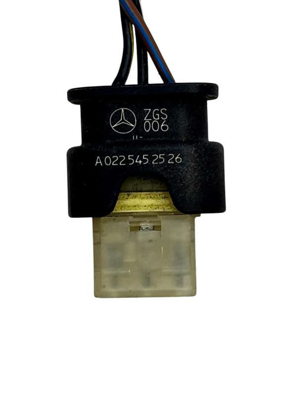 Mercedes C-Class W205 PDC Sensor Wiring Loom Harness Plug Connector A0225452526 1 Mercedes C Class W205 PDC Sensor Wiring Loom Harness Plug Connector A0225452526 178432013127 2