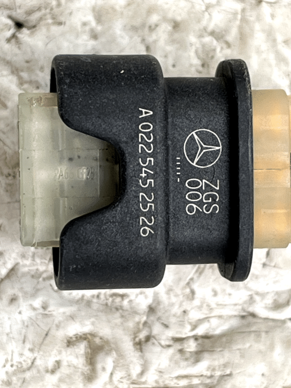 Mercedes C Class W205 PDC Sensor Wiring Loom Plug Connector A0225452526 Genuine 178507815587 8