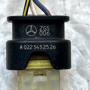 Mercedes C E Class W205 W213 PDC Sensor Loom Plug Connector A0225452526 Genuine - Image 9