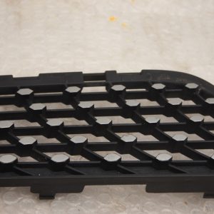 Mercedes CLA C117 Front Right Side Grill 2013 TO 2016 A1178881060 Genuine - Image 4