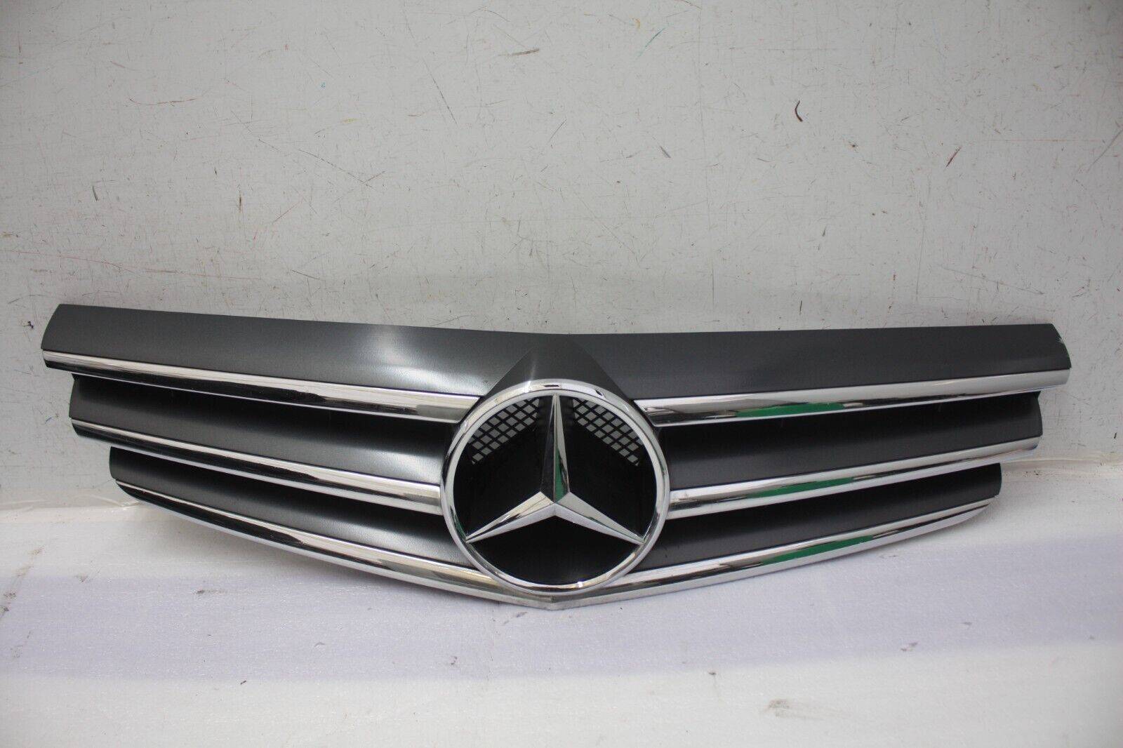 Mercedes CLC CL203 W203 Front Bumper Grill A2038801583 Genuine DAMAGED 176646828217