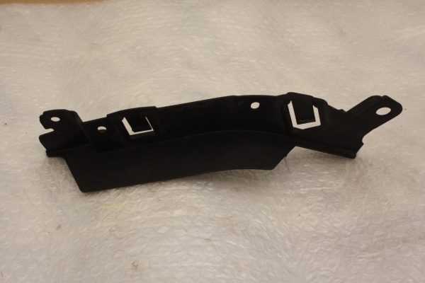 Mercedes-CLE-C236-Front-Right-Bracket-A2368842200-Genuine-177216180707