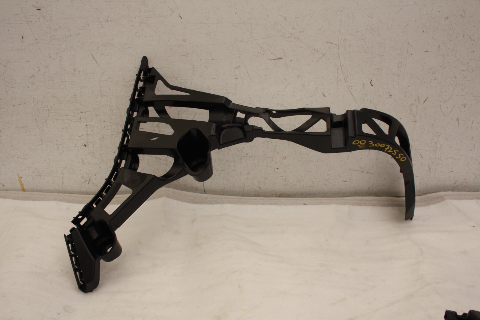 Mercedes EQE V295 AMG Rear Bumper Right Bracket 2022 ON A2958854005 Genuine