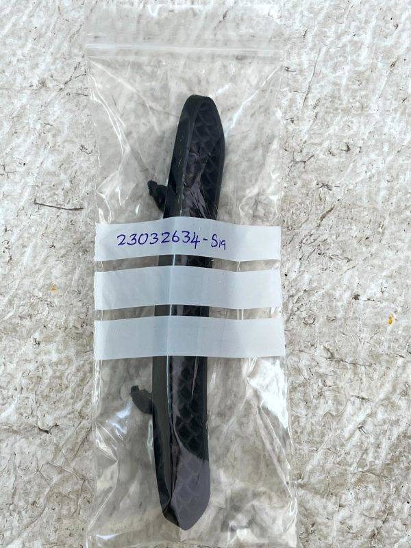 Mercedes GLA X156 AMG Rear Bumper Right Grill Trim 2014 2020 A1568850253 Genuine 178507815607 15