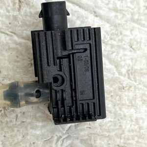 Mercedes GLC X253 Front Pedestrian Protection Sensor A2229058204 Genuine - Image 15