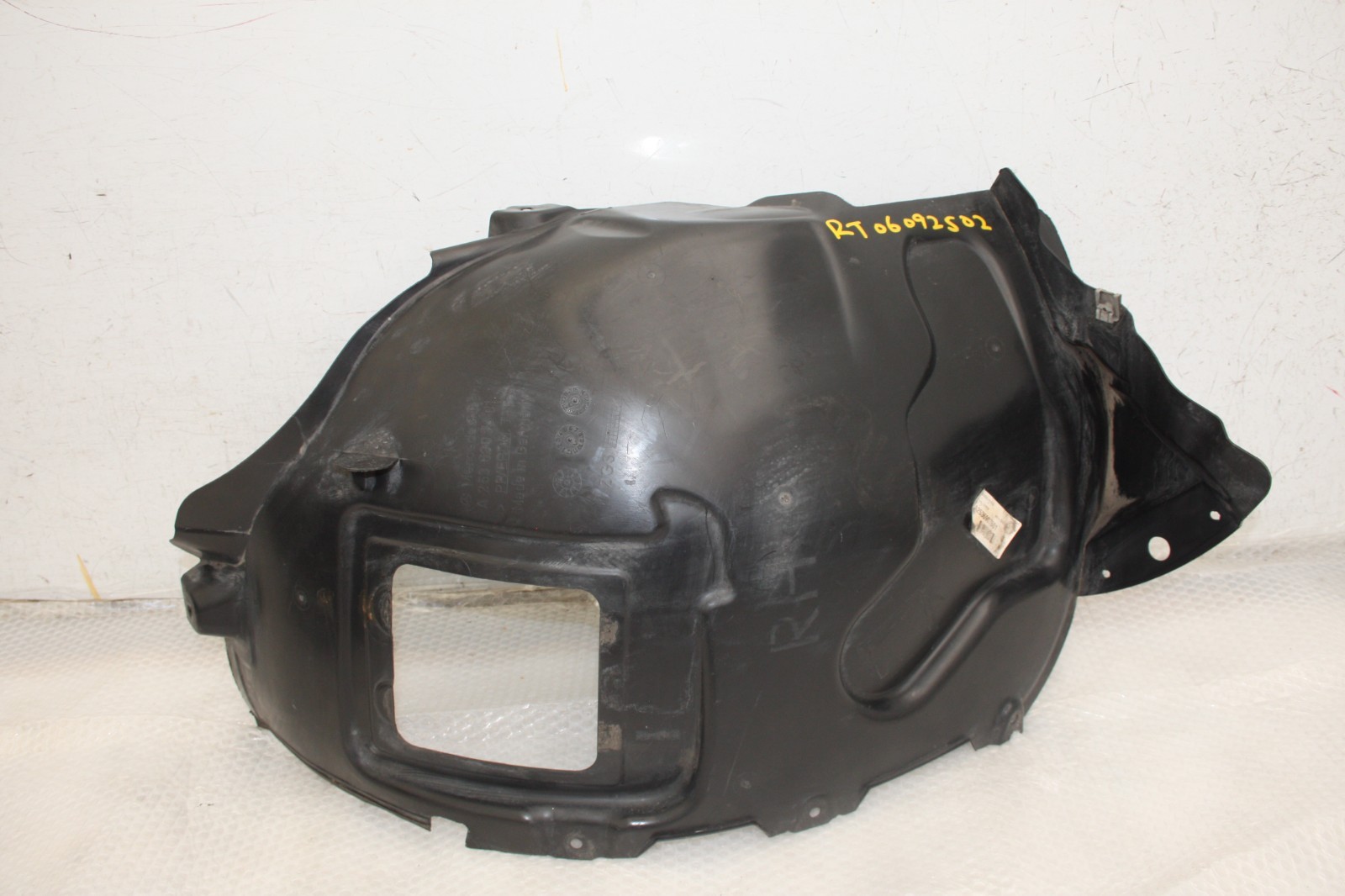 Mercedes GLC X253 Front Right Side Splash Guard 2015-2022 A2536907601 Genuine