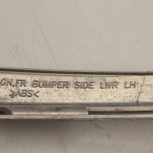 Mitsubishi Outlander Front Bumper Left Side Chrome 2015-2021 6407A143 *DAMAGED* - Image 10