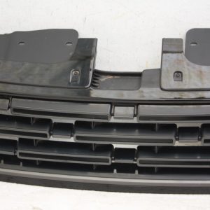 Range Rover Evoque Dynamic Front Bumper Grill 2019 ON R8D2-8200-A *DAMAGED* - Image 5