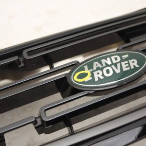 Range Rover Evoque Dynamic Front Bumper Grill 2019 ON R8D2-8200-A *DAMAGED* - Image 9