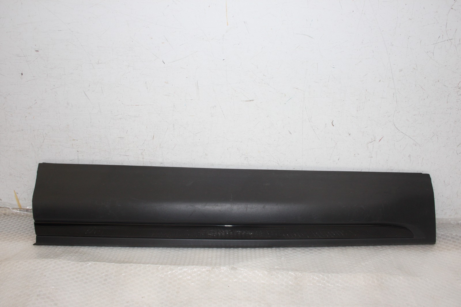 Range Rover Evoque L538 Front Left Door Moulding BJ32-21065-BJ Genuine
