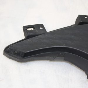 Range Rover Evoque L551 Front Right Trim Bracket 2019 On K8D2-8A050-BA Genuine - Image 4