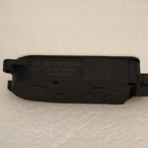 Range Rover Evoque L551 Shutter Actuator Motor 5877R1007A Genuine - Image 4