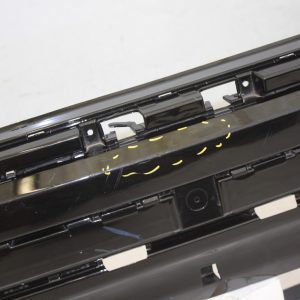 Range Rover Evoque Rear Bumper 2019 ON K8D2-17D781-AAW Genuine *DAMAGED* - Image 4