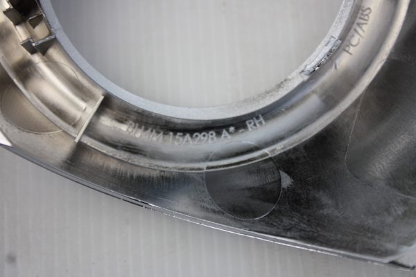 Range Rover L322 Autobiography Exterior Design Pack foglight bezel chrome right 178560614237 5