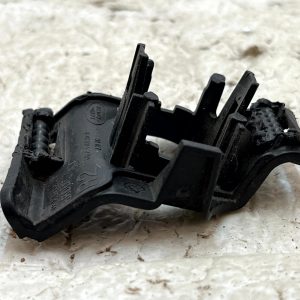 Range Rover Sport L461 Rear Bumper Parking Sensor Bracket M8E2-17B930-A Genuine - Image 5