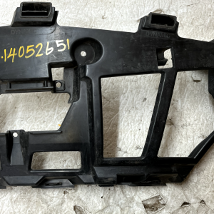 Range Rover Velar Front Bumper Left Bracket 2017 TO 2023 J8A2-17C863-BA Genuine - Image 5