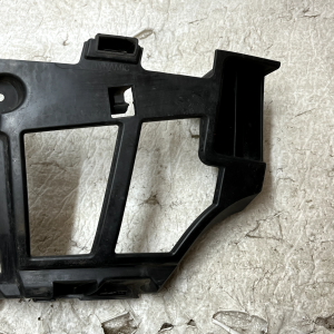 Range Rover Velar Front Bumper Left Bracket 2017 TO 2023 J8A2-17C863-BA Genuine - Image 6