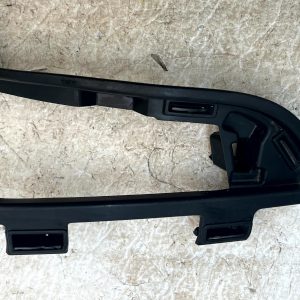 Range Rover Velar Front Left Fog light Bracket 2017-2023 J8A2-15267-BA Genuine - Image 3