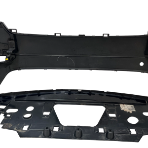 Range Rover Velar L560 Front Bumper 2017-2023 J8A2-17F003-GBW Genuine *DAMAGED* - Image 14