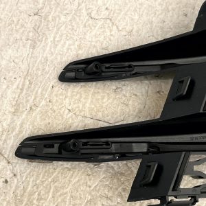 Range Rover Velar L560 Front Bumper Left Grille 2017-2023 J8A2-17E852-AB Genuine - Image 7