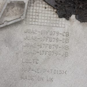 Range Rover Velar L560 Rear Bumper Middle Section Trim 2017-2023 J8A2-17F879-CB - Image 7