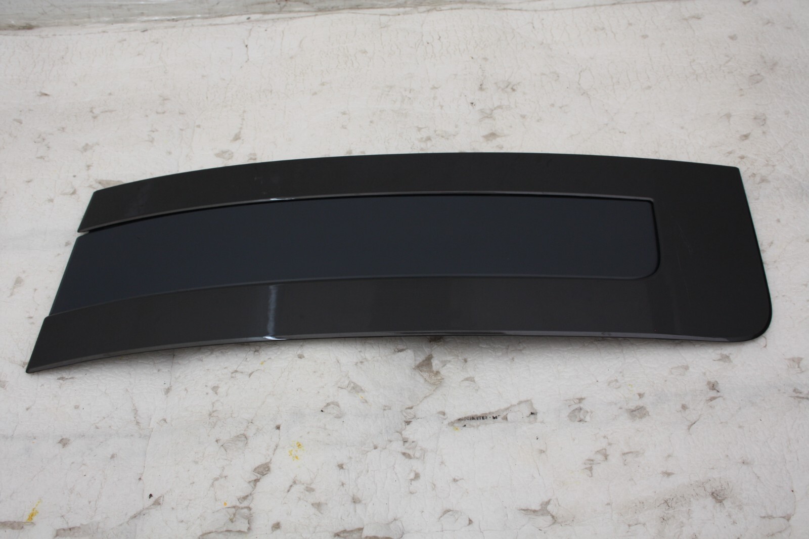Range Rover Vogue L460 Front Right Side Door Trim 2022 ON M8E2-29426-ABW Genuine