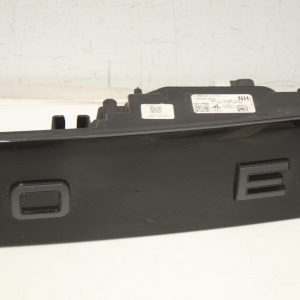 Range Rover Vogue L460 Rear Tailgate Middle Section 2023 ON Genuine *DAMAGED* - Image 8